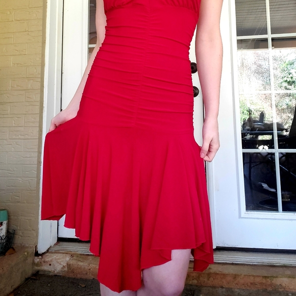 Red Salsa Dress 💃 - Picture 3 of 4